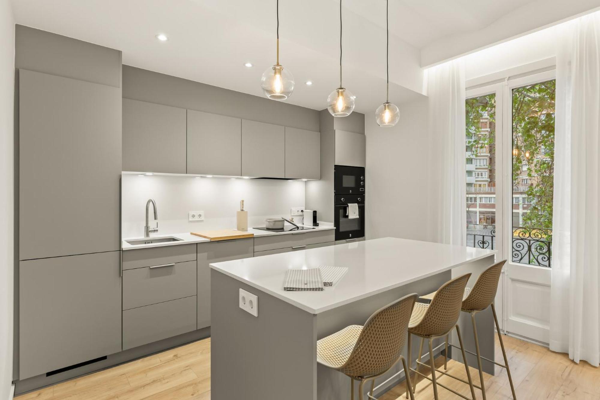 Modern & Stylish In Apartamento