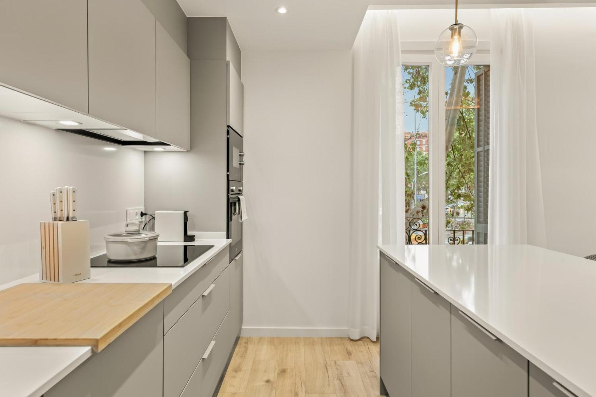 Modern & Stylish In Apartamento *