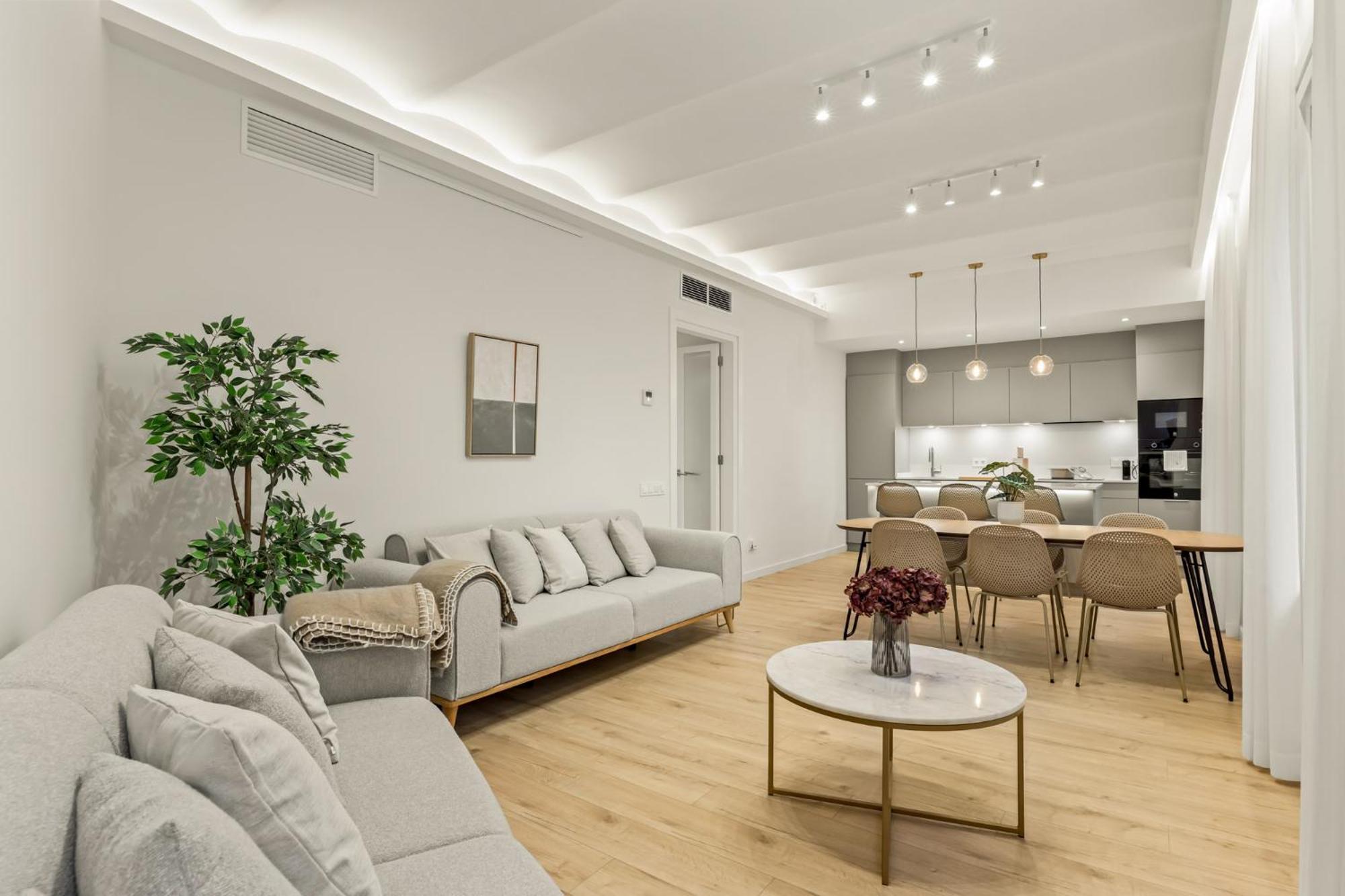 Modern & Stylish In *